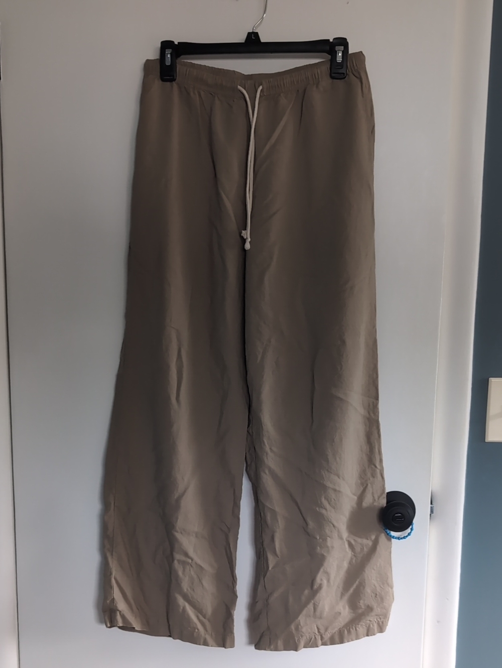 Uniqlo Casual Drawstring Pants in Khaki